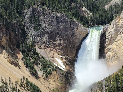Yellowstone National Park thumb 5